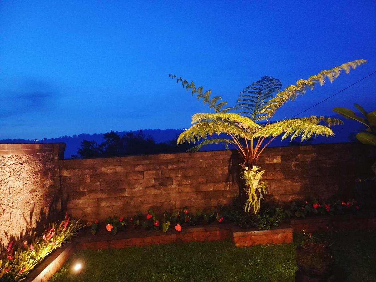 Buyan Lodge Lake View Villa Bedugul  Dış mekan fotoğraf